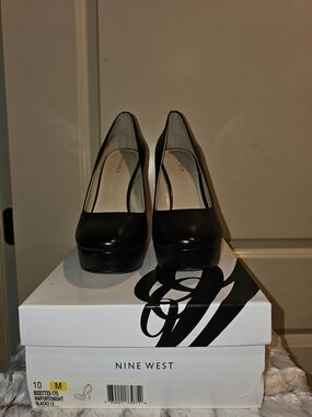 Nine West Black Leather Platform Pumps with Block Heel